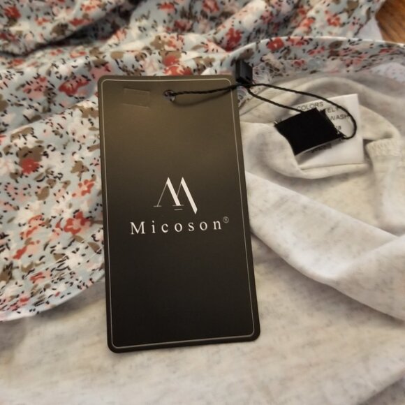 NWT! Soft Long Sleeve Pullover Top w/Floral Design /V-Neckline/ 2-Button Closure - Picture 13 of 13